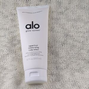 ALO Yoga Glow System Superfruit Moisturizing Body Lotion, 200ml/6.7fl oz